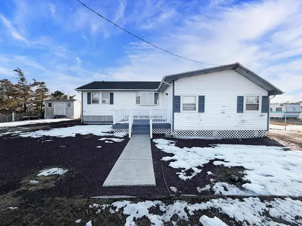 307 E Edgewater Ave, Pleasantville, NJ 08232