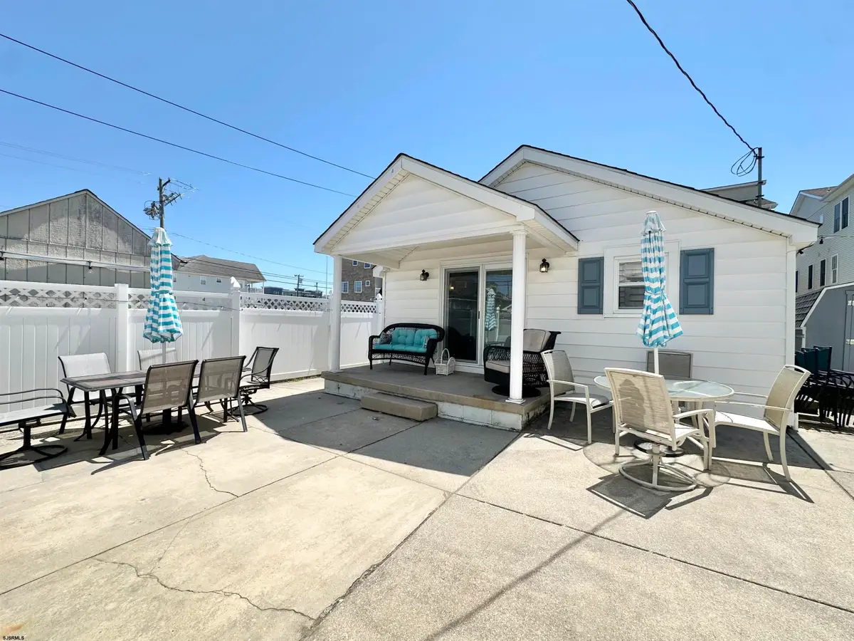 148 Burk Ave #C, Wildwood, NJ 08260-1647 - #1