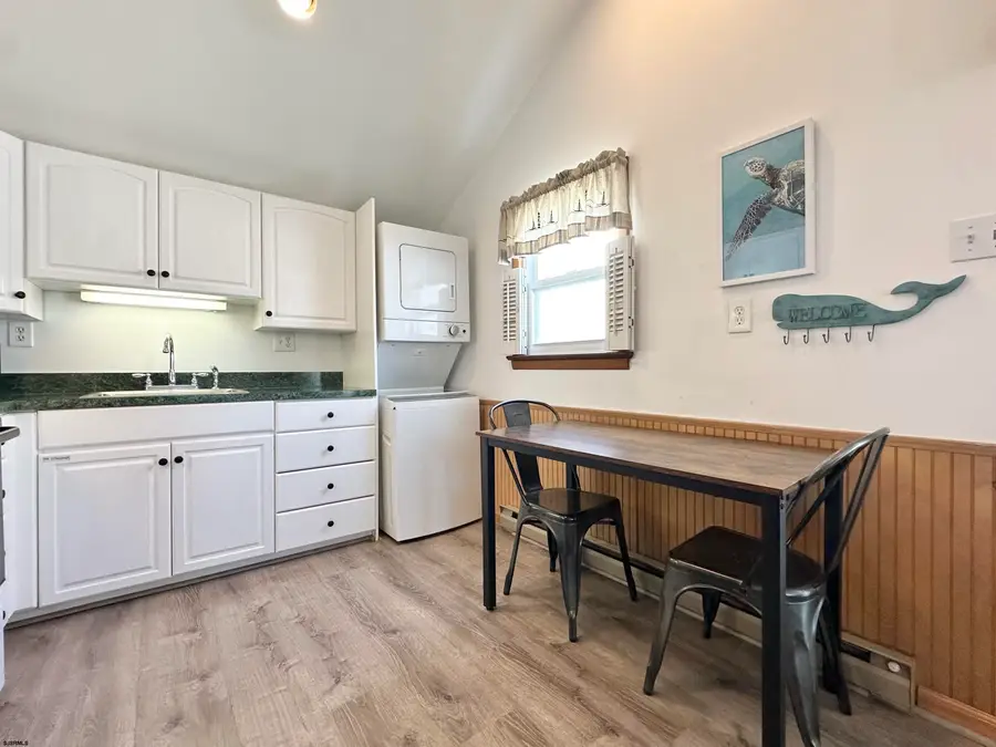 148 Burk Ave #C, Wildwood, NJ 08260-1647 - #3