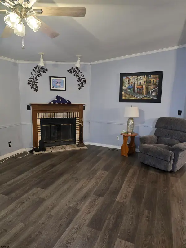43 Hickory, Mays Landing, NJ 08330-9999