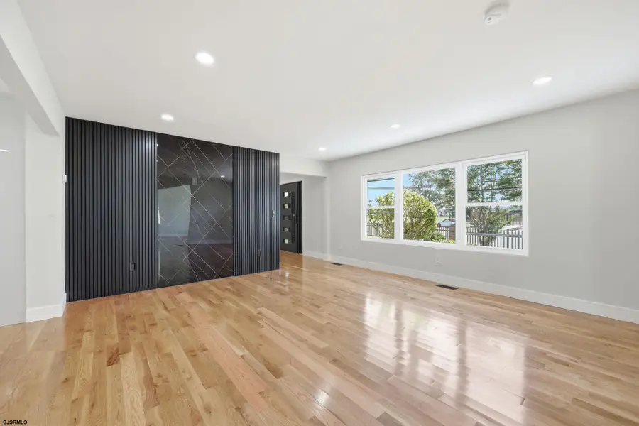 611 N Lafayette Ave, Ventnor Heights, NJ 08406 - #2