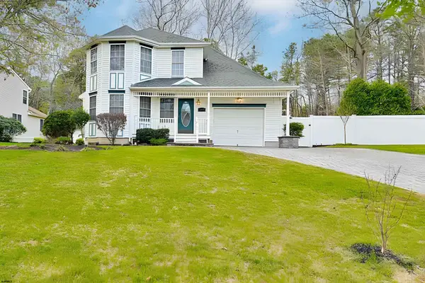 6411 Tanglewood Dr, Mays Landing, NJ 08330