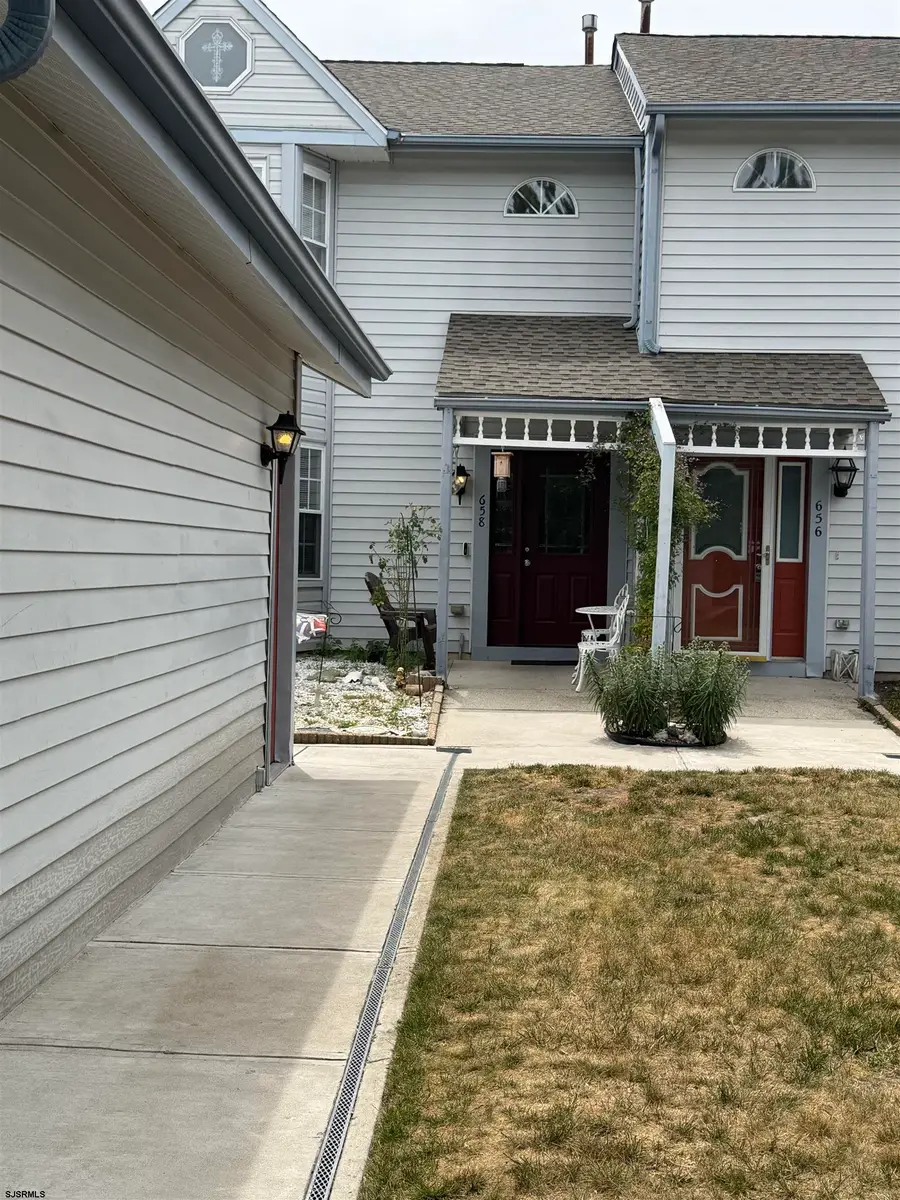 658 E Lakefront Circle #658, Absecon, NJ 08205 - #2