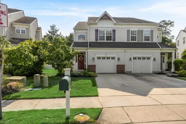 34 Meadow Cir, Hamilton Township, NJ 08330