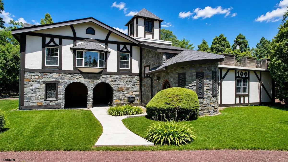 100 Van Sant Ave, Linwood, NJ 08221 - #1