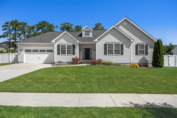 215 Surf Road, Egg Harbor Township, NJ 08234-8116