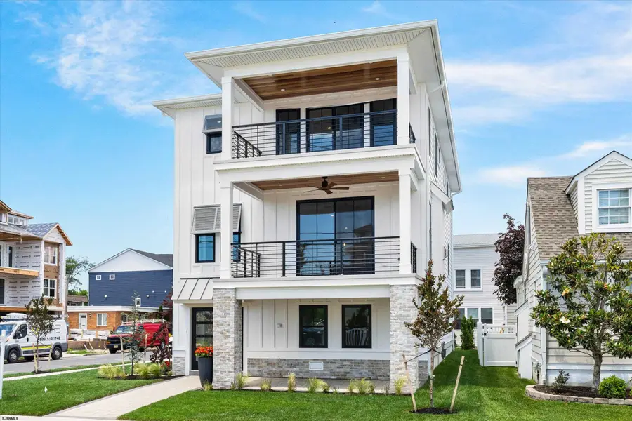 7311 Monmouth Ave, Ventnor City, NJ 08406 - #2