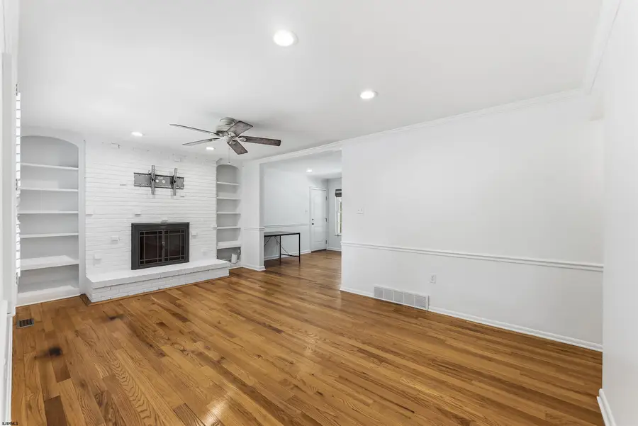 202 E Providence Ct, Galloway, NJ 08205 - #2