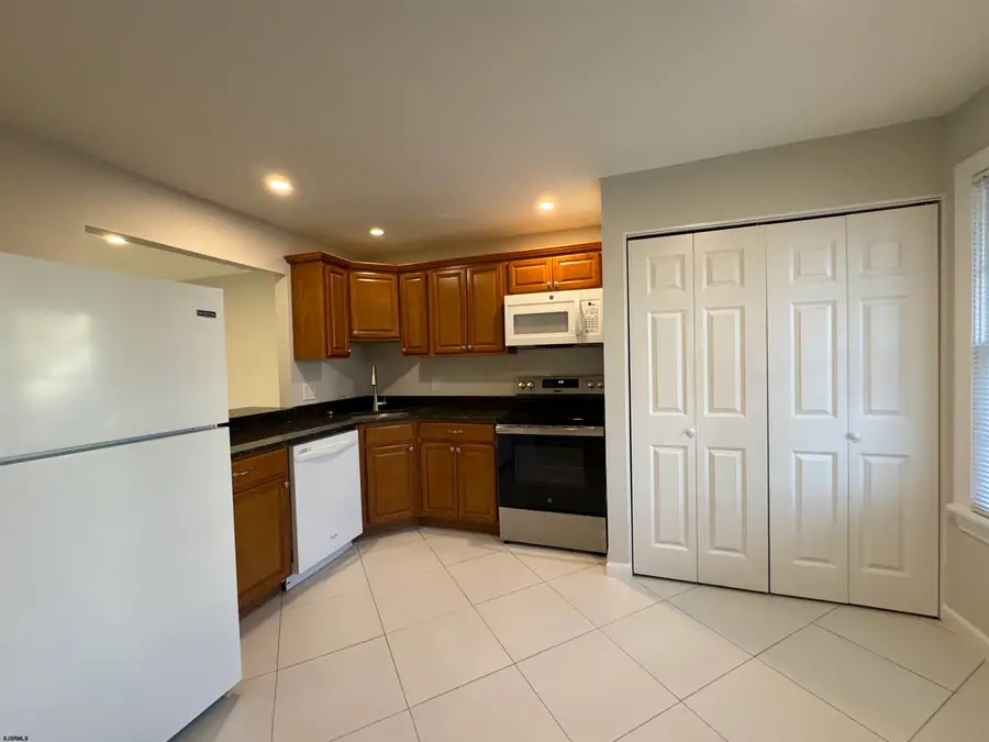 3221 Juniper Ct #3221, Mays Landing, NJ 08330 - #3