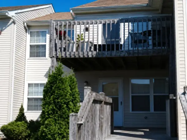 458 London Court #458, Egg Harbor Township, NJ 08234