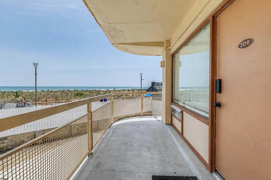 108 S Montpelier Ave #206, Atlantic City, NJ 08401 - #2