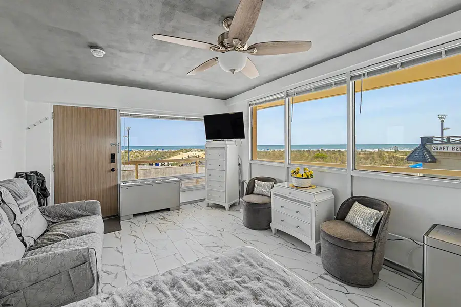 108 S Montpelier Ave #206, Atlantic City, NJ 08401 - #3