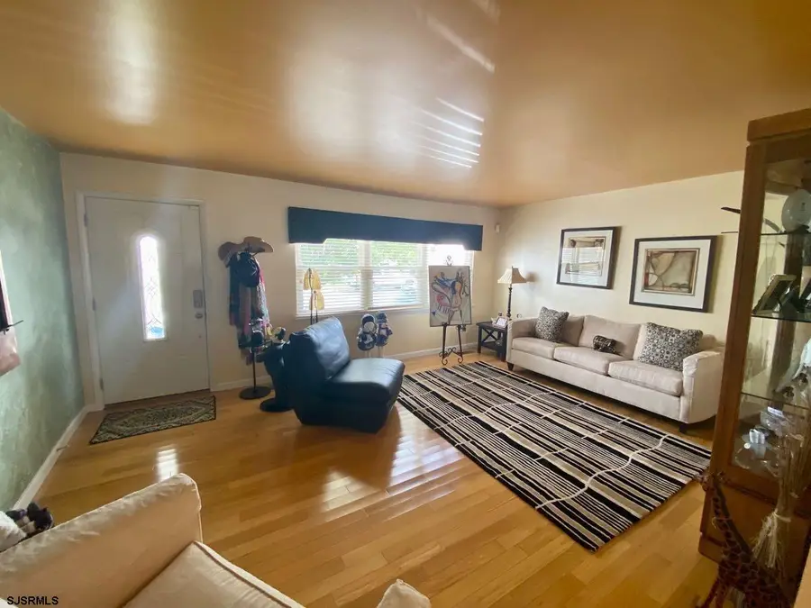 5901 Marshall Avenue, Ventnor Heights, NJ 08406 - #2