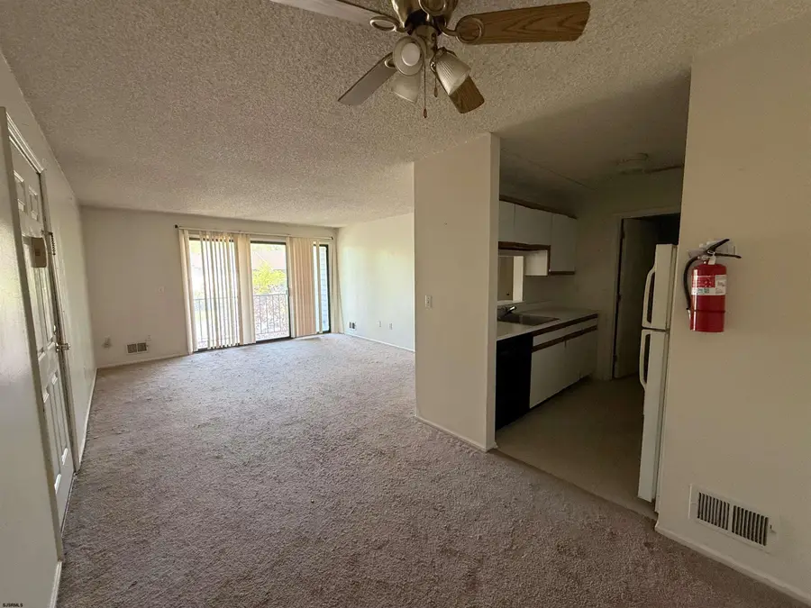 81 Colonial Ct #81, Smithville, NJ 08205 - #2