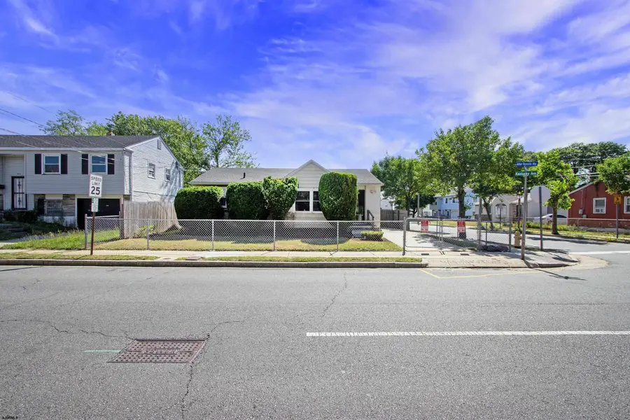 424 N Kentucky Ave, Atlantic City, NJ 08401-2215 - #2