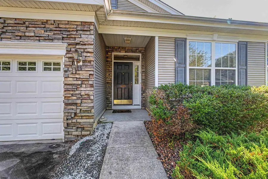 111 Hyannis Ct, Galloway, NJ 08205 - #2