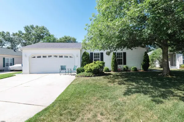 25 Knollwood, Mays Landing, NJ 08330