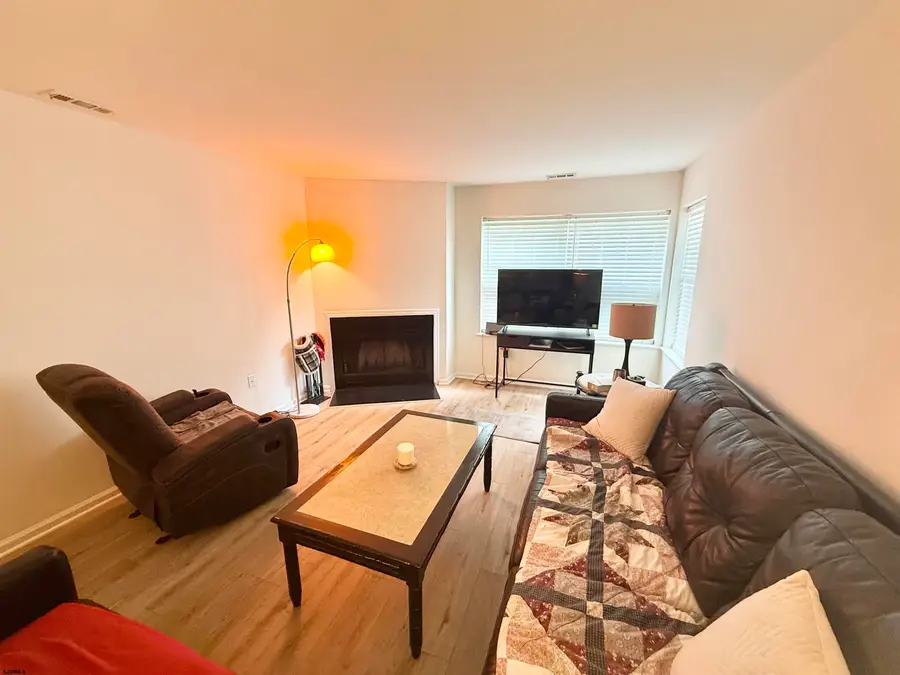 156 Driftwood Ct #156, Smithville, NJ 08205 - #3
