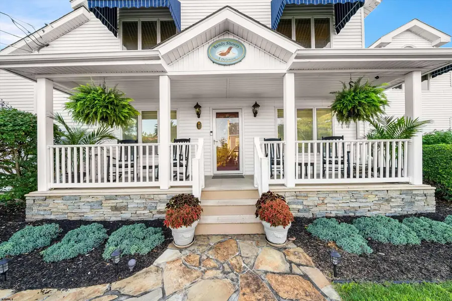 5 Delaware Ave, Villas, NJ 08251 - #2