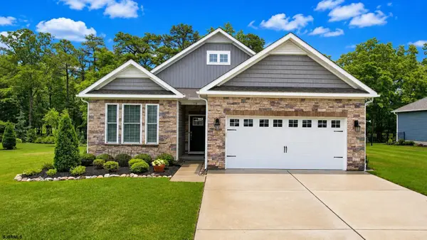 138 Laquinta Drive, Egg Harbor Township, NJ 08234