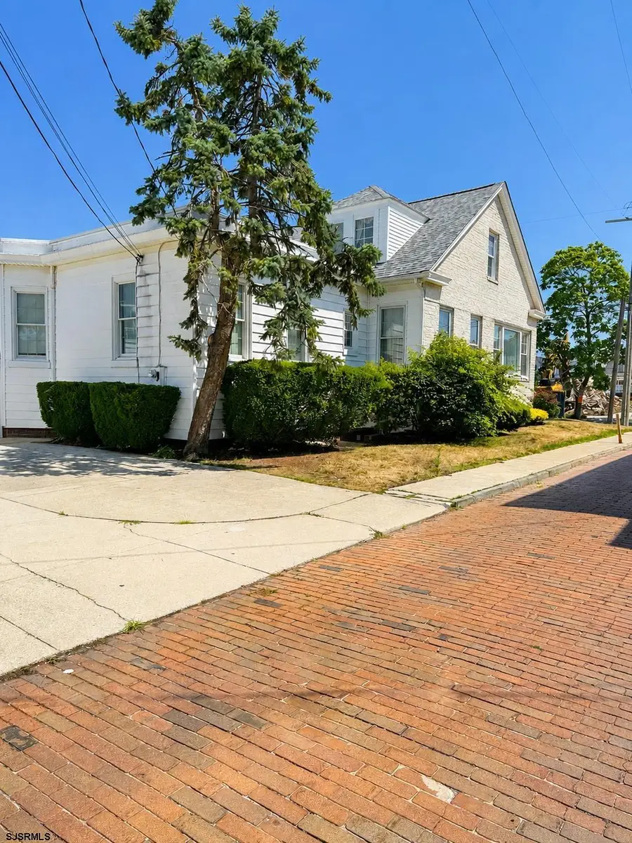54 N Harrisburg Ave, Atlantic City, NJ 07004-9999 - #3