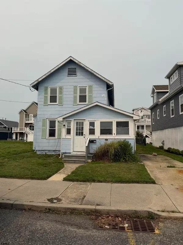 121 Higbee Ave, Somers Point, NJ 08244
