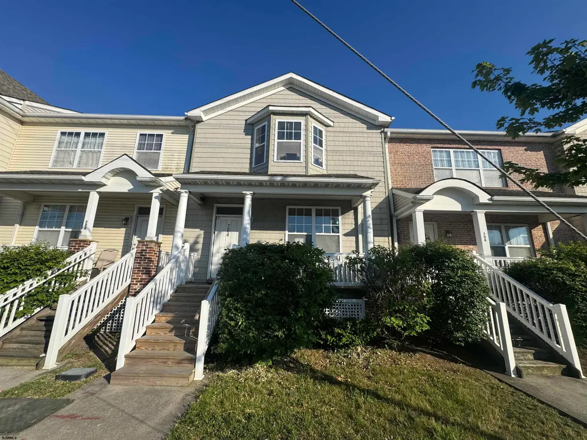 704 Baltic Ave, Atlantic City, NJ 08401 - #1