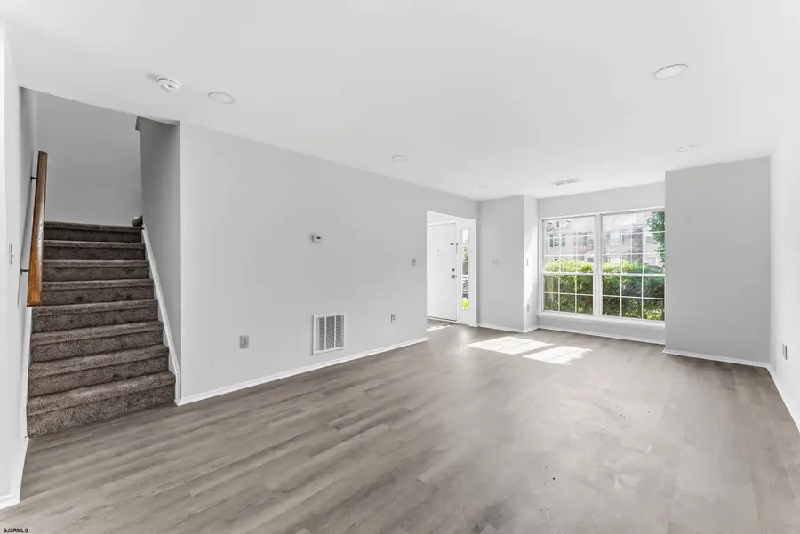 27 Cherokee Dr. #27, Smithville, NJ 08205 - #3