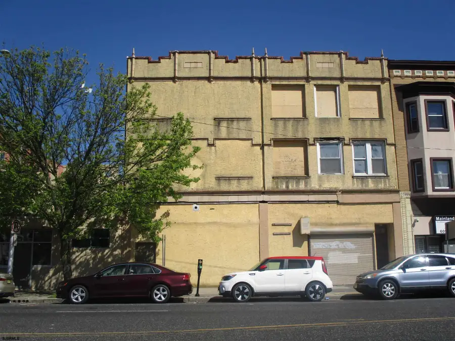 925 Atlantic Ave, Atlantic City, NJ 08401 - #2