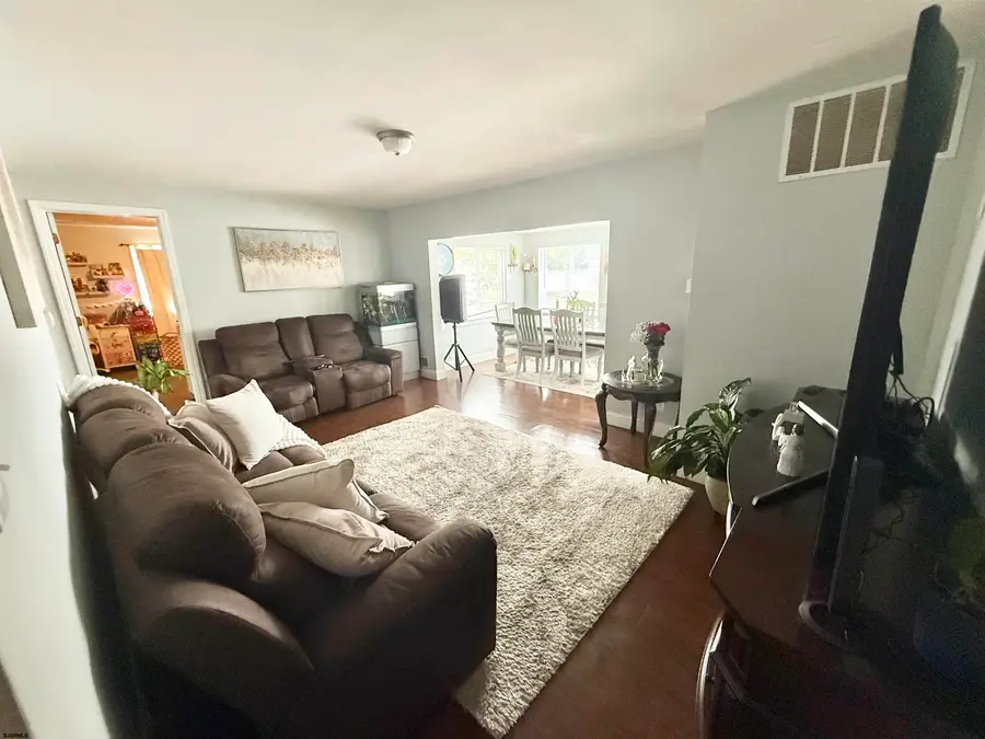 36 Magnolia Place, Pleasantville, NJ 08232 - #3