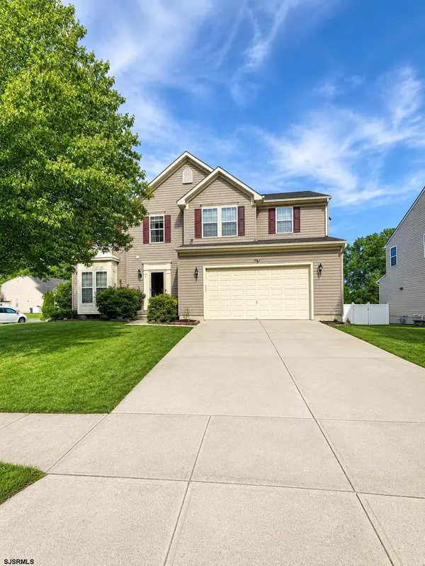 5 Renaissance Dr, Mays Landing, NJ 08330