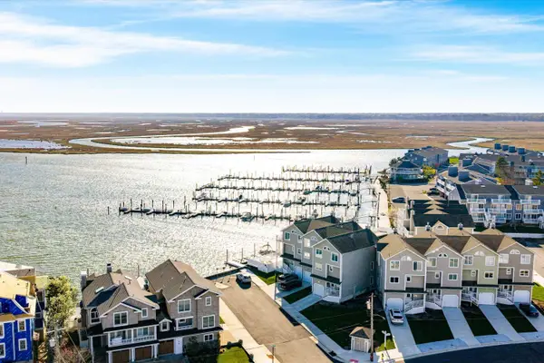 301 Alder Ln #301, Ocean City, NJ 08226