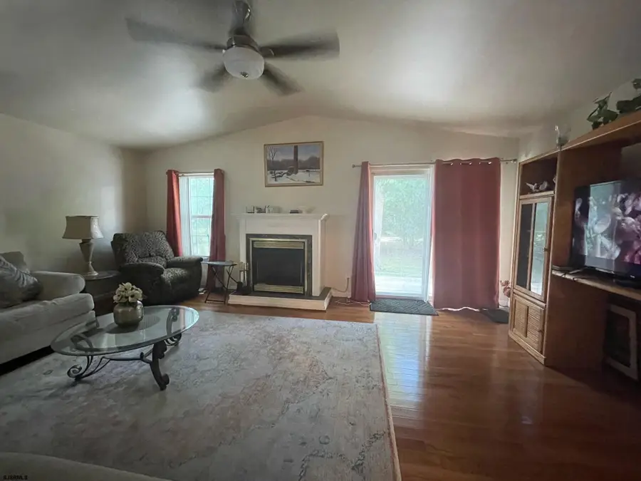 6191 Robin Dr, Mays Landing, NJ 08330 - #3