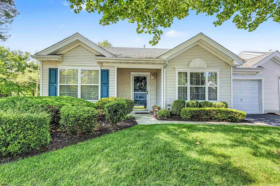 663 E Chancery Ln #8, Galloway, NJ 08205 - #2