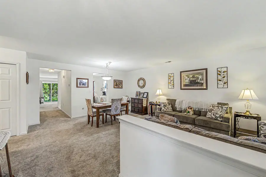 663 E Chancery Ln #8, Galloway, NJ 08205 - #3
