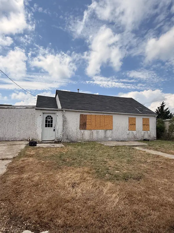 201 Fox Pl, Pleasantville, NJ 08232