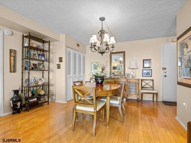 100 S Berkley Square #18D, Atlantic City, NJ 08401-5747 - #3