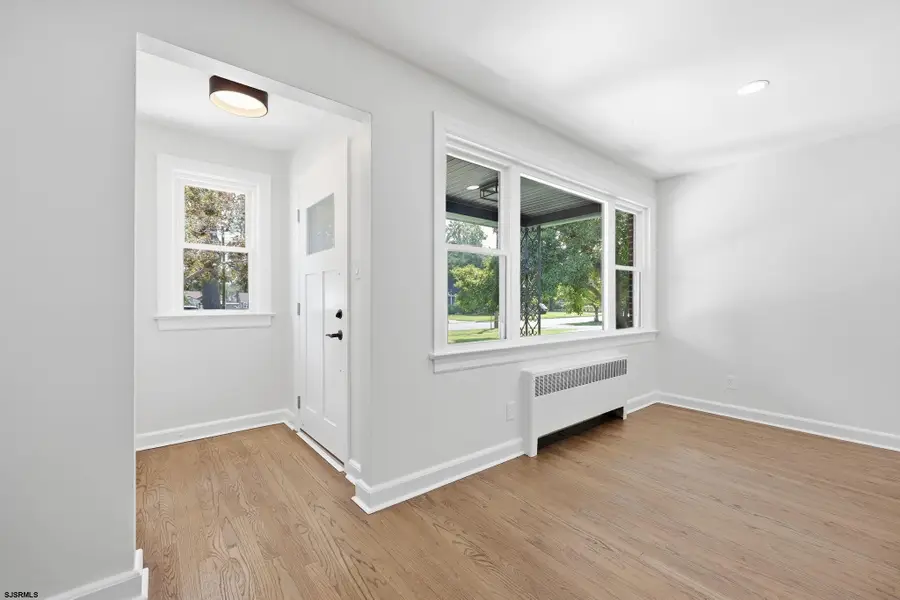 1180 E Park Ave, Vineland, NJ 08360 - #2