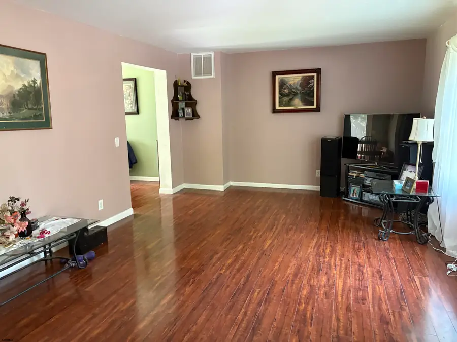 4611 Thelma, Hamilton, NJ 08330 - #2