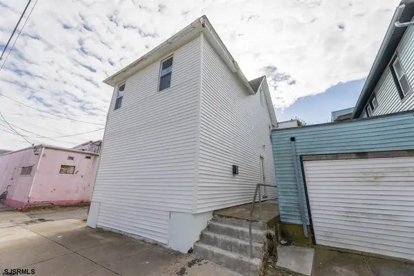 9 W Pleasant Ave, Pleasantville, NJ 08232