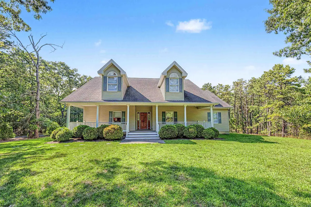 105 S Genoa Ave, Galloway, NJ 08205 - #1