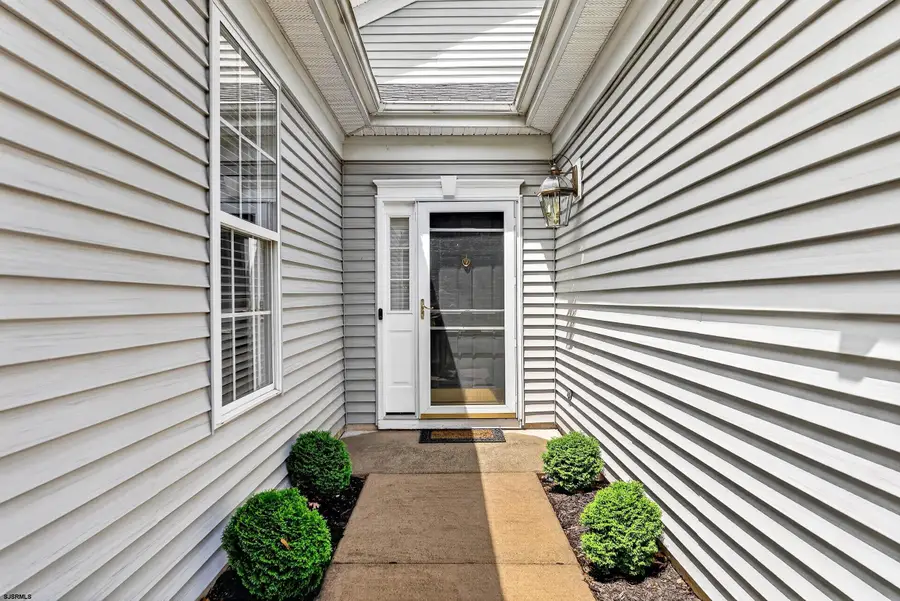 661 Country Club Dr, Egg Harbor City, NJ 08215 - #3