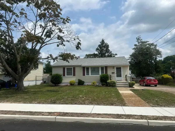 14 E Ridgewood Ave, Pleasantville, NJ 08232