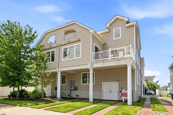 4 N Monroe Ave #A, Margate, NJ 08402