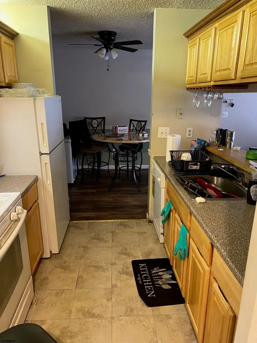 123 Colonial #123, Smithville, NJ 08205 - #3