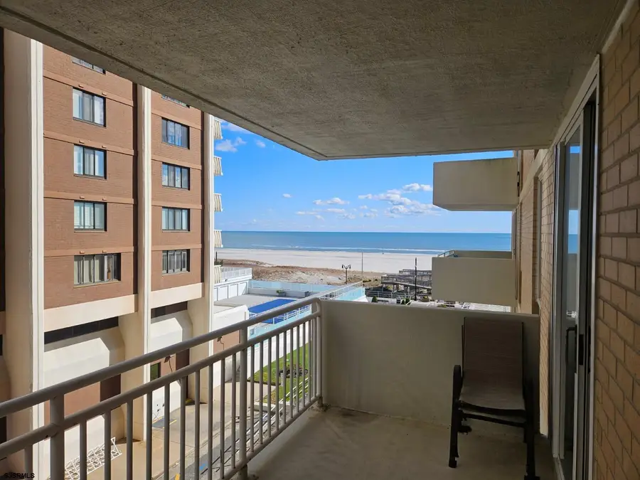101 S Plaza Pl #402, Atlantic City, NJ 08401 - #3