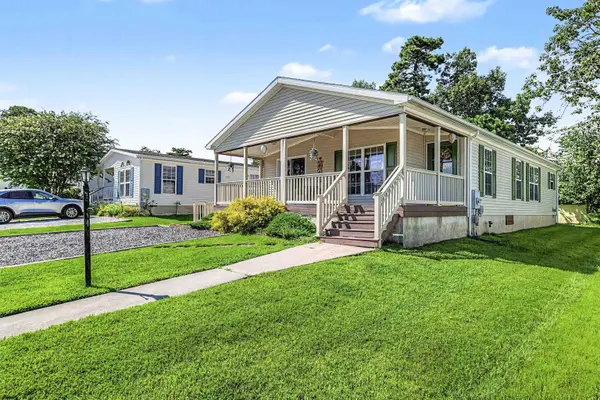 23 Rosewood Ln, Mays Landing, NJ 08330