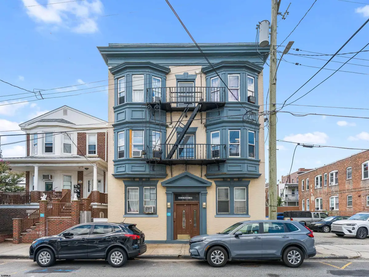 10 S Texas Ave, Atlantic City, NJ 08401-6546 - #1