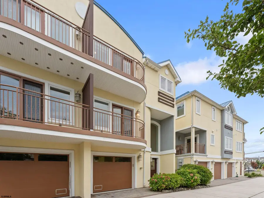 223 N Washington Ave #2A, Margate City, NJ 08402 - #3
