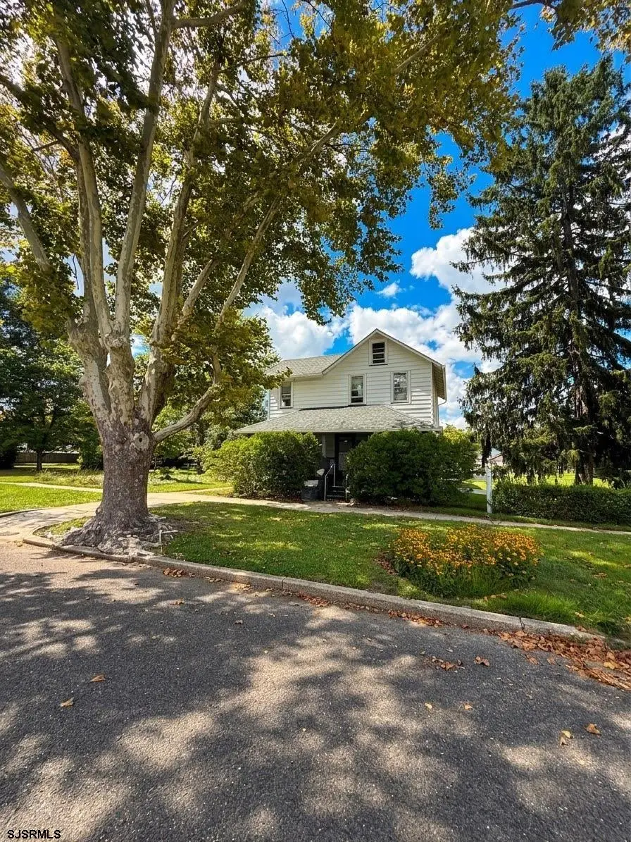 215 Boston Ave, Egg Harbor City, NJ 08215 - #1